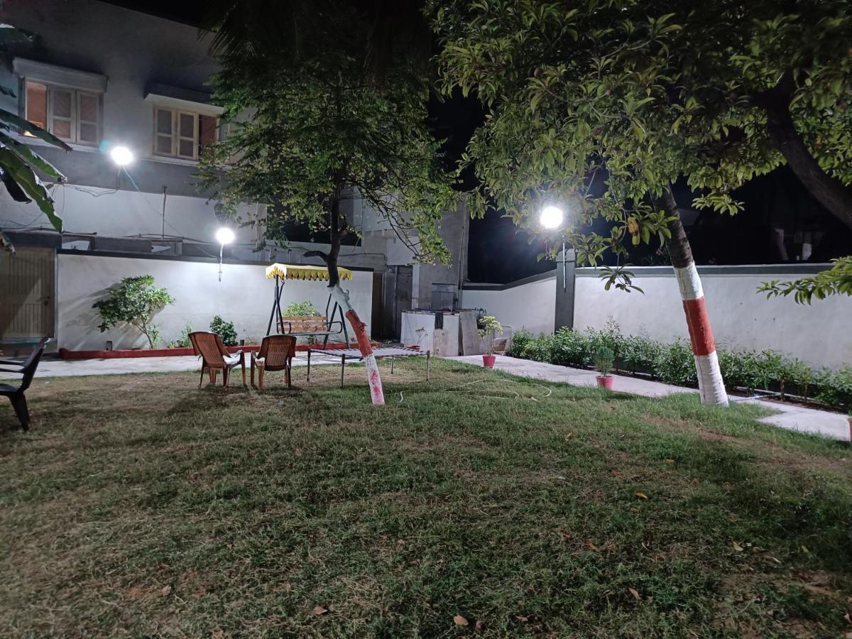 Chitrakut Bungalows Dwārka Extérieur photo